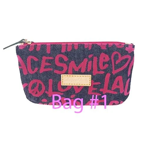 Disney Dooney & Bourke Bag - Peace, Love, Mickey Cosmetic Case 2 Disney Dooney & Bourke Bag - Peace, Love, Mickey Cosmetic Case - Image 2