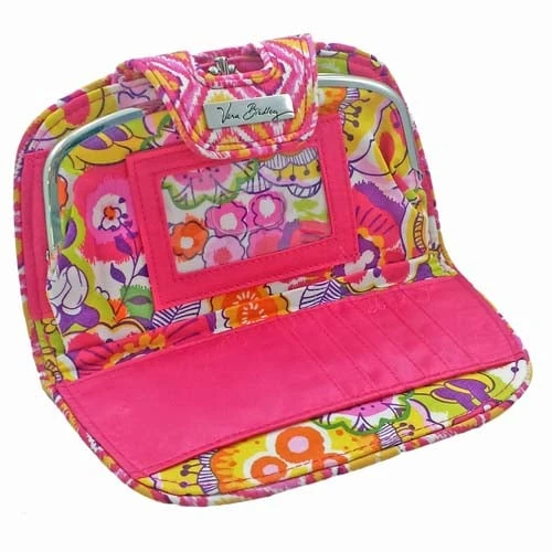 Disney Vera Bradley Bag - Bouncing Bouquet - Pink Kiss 'n Snap Wallet 2 Disney Vera Bradley Bag - Bouncing Bouquet - Pink Kiss 'n Snap Wallet - Image 2