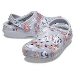 Disney Crocs - Mickey And Friends Holiday Treats -Disney 89844s3